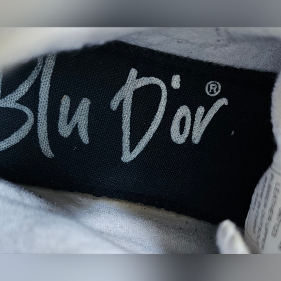 BLU D'OR Soft White Leather Side Zip High Top Sneakers, Shoes - Picture 8 of 9